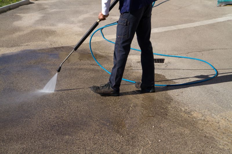 Asphalt Pressure Cleaning