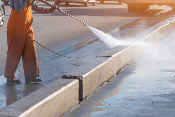 Cost of Commercial Concrete Cleaning in Austin