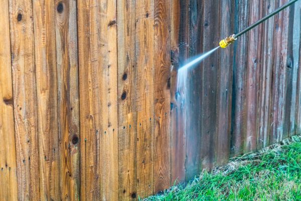 Cost of Fence Washing in Austin