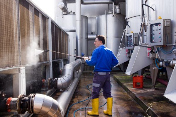 Cost of Industrial Pressure Washing in Austin