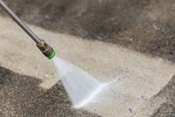Cost of Garage Floor Power Washing in Austin