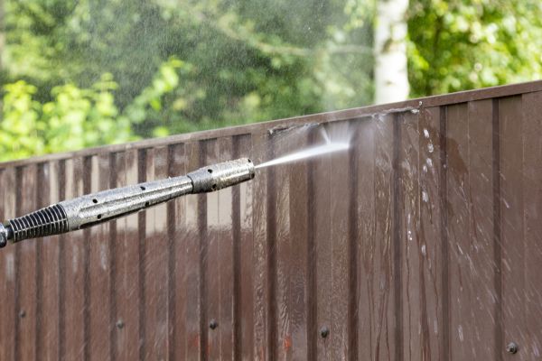 Cost of Vinyl Fence Cleaning in Austin