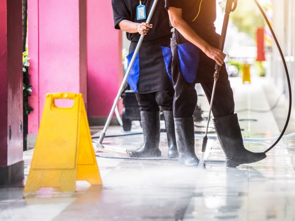 Cost of Commercial Power Washing in Austin