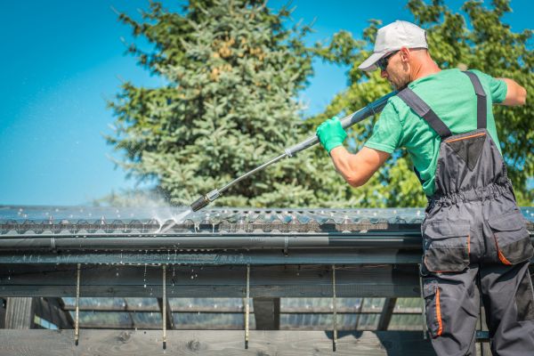 Cost of Gutter Power Washing in Austin