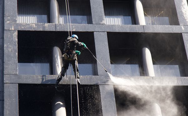Cost of Condo Power Washing in Austin