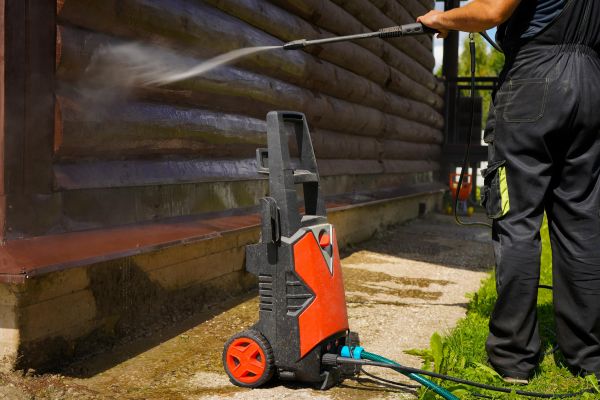 Cost of Wood House Exterior Cleaning in Austin