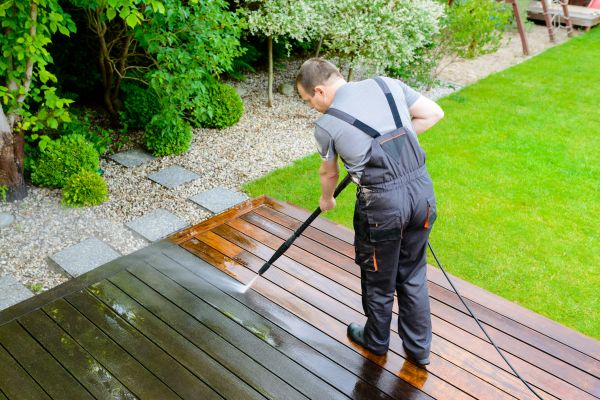 Cost of Deck And Patio Cleaning in Austin
