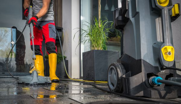 Cost of Commercial Pressure Cleaning in Austin