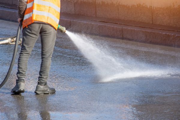 Cost of Asphalt Pressure Washing in Austin