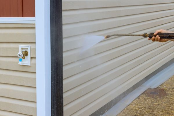 Cost of Townhouse Exterior Cleaning in Austin