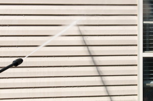 Cost of Apartment Power Washing in Austin