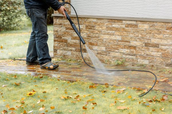 Cost of Residential Powerwashing in Austin